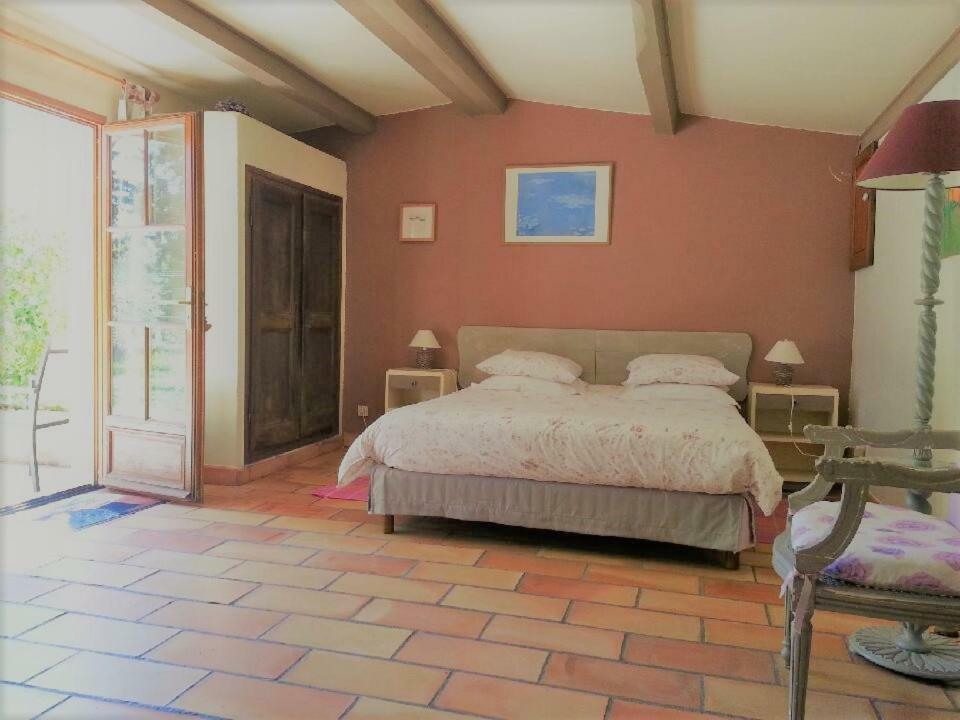 Mas La Provence Panzió L'Isle-sur-la-Sorgue Szoba fotó